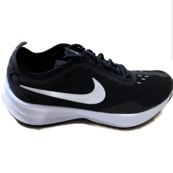 Nike Shoes - Nike womens shoes sz 7 sneakers black white new